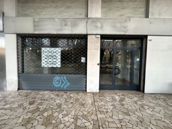 negozio in vendita a Venezia in zona Mestre