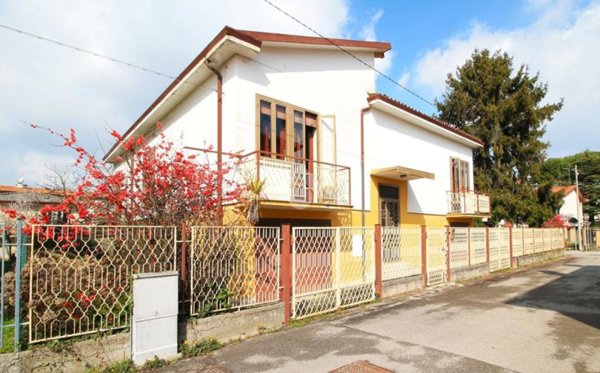 casa indipendente in vendita a Venezia in zona Mestre