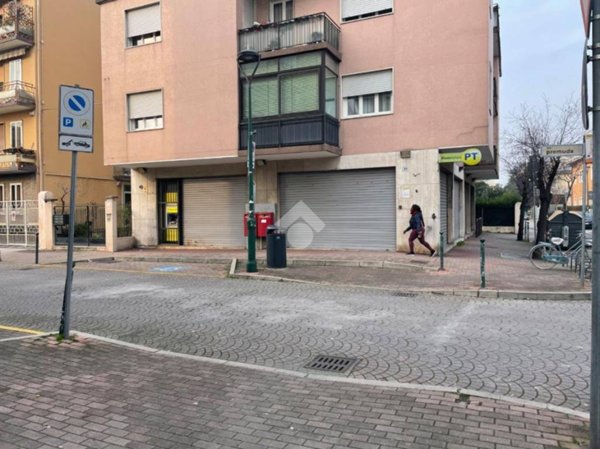negozio in vendita a Venezia in zona Mestre
