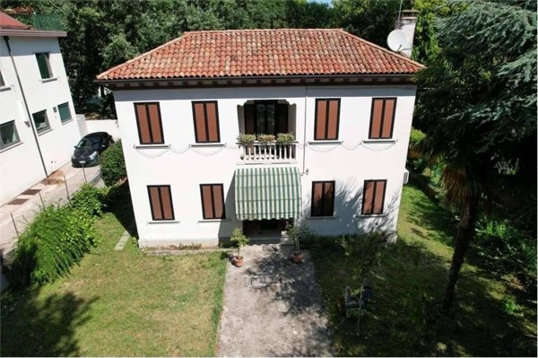casa indipendente in vendita a Venezia in zona Marocco