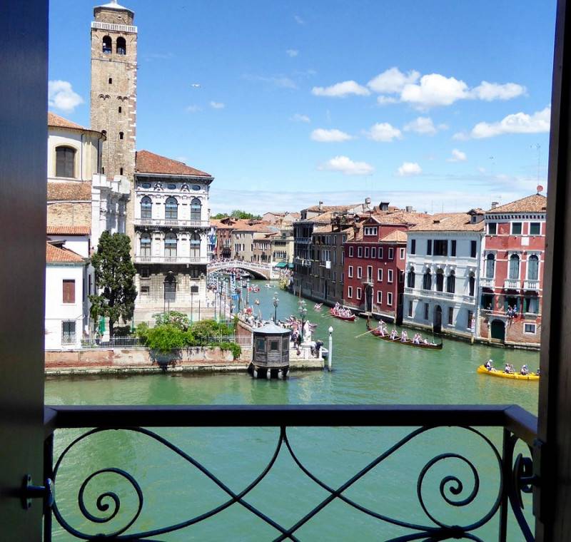 intera palazzina in vendita a Venezia in zona Sestiere Cannaregio