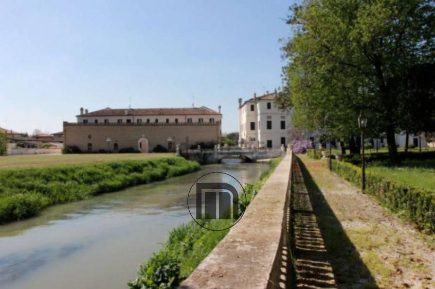 appartamento in vendita a Venezia in zona Trivignano