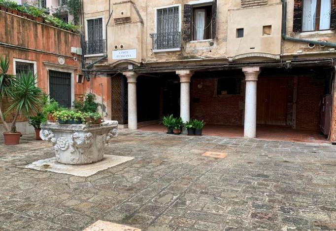 appartamento in vendita a Venezia in zona Sestiere San Polo