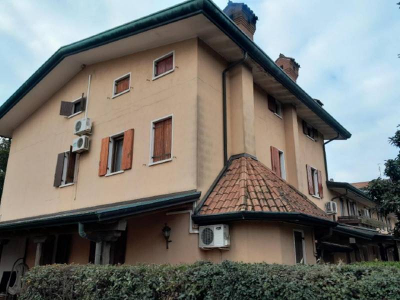 casa indipendente in vendita a Venezia in zona Tessera
