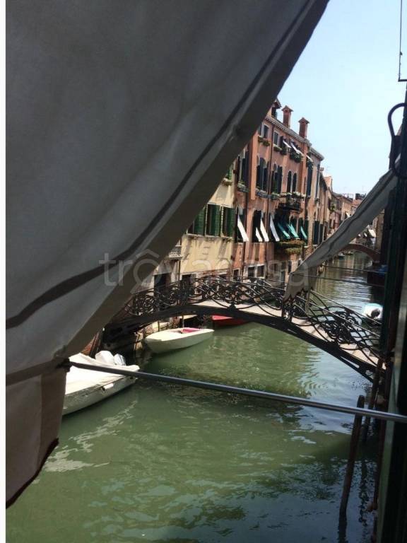 appartamento in vendita a Venezia in zona Sestiere Cannaregio
