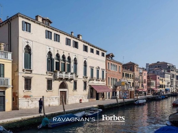 appartamento in vendita a Venezia in zona Sestiere Cannaregio