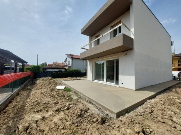casa indipendente in vendita a Venezia in zona Mestre