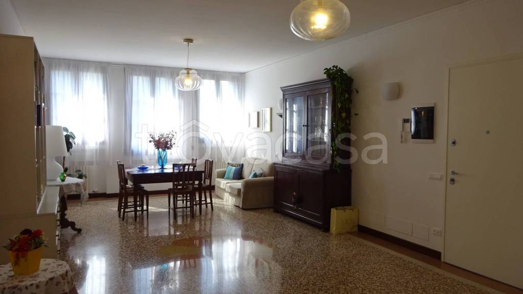 appartamento in vendita a Venezia in zona Mestre