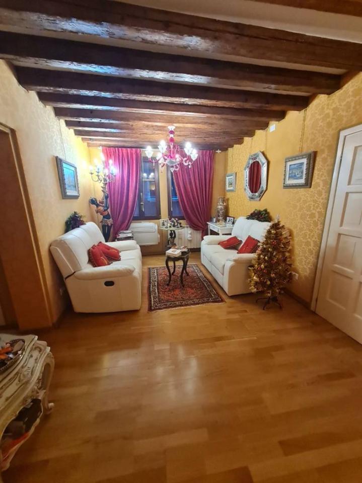 appartamento in vendita a Venezia in zona Sestiere Cannaregio