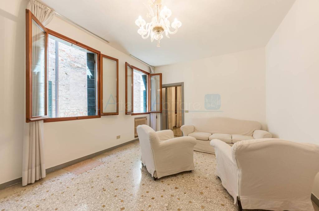 appartamento in vendita a Venezia in zona Sestiere Santa Croce