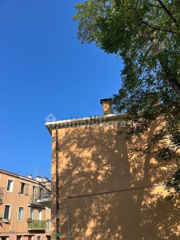 appartamento in vendita a Venezia in zona Murano