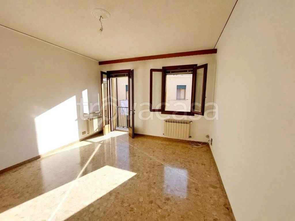 appartamento in vendita a Venezia in zona Murano
