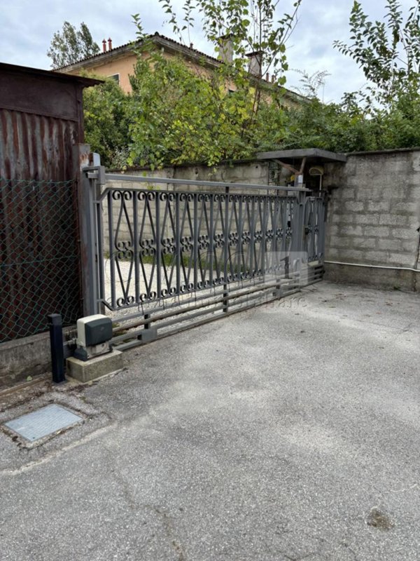 locale di sgombero in vendita a Venezia in zona Sestiere San Polo