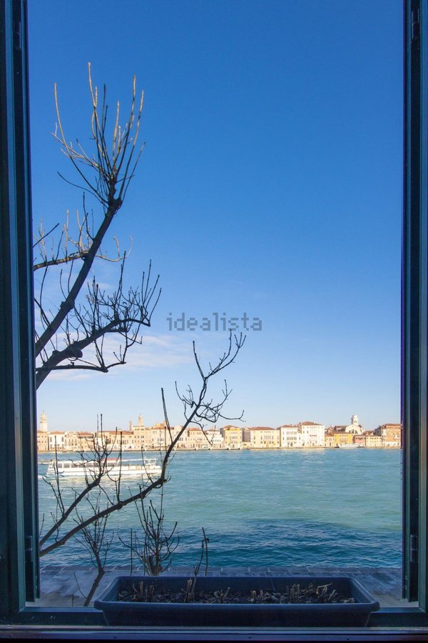 appartamento in vendita a Venezia in zona Giudecca