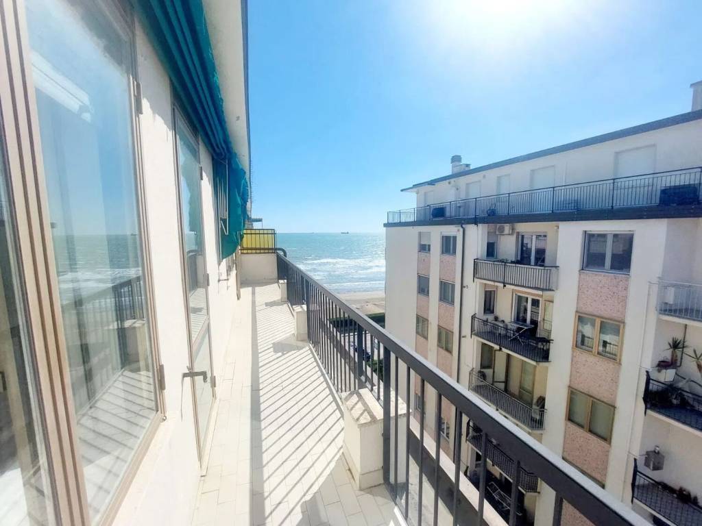 appartamento in vendita a Venezia in zona Lido di Venezia