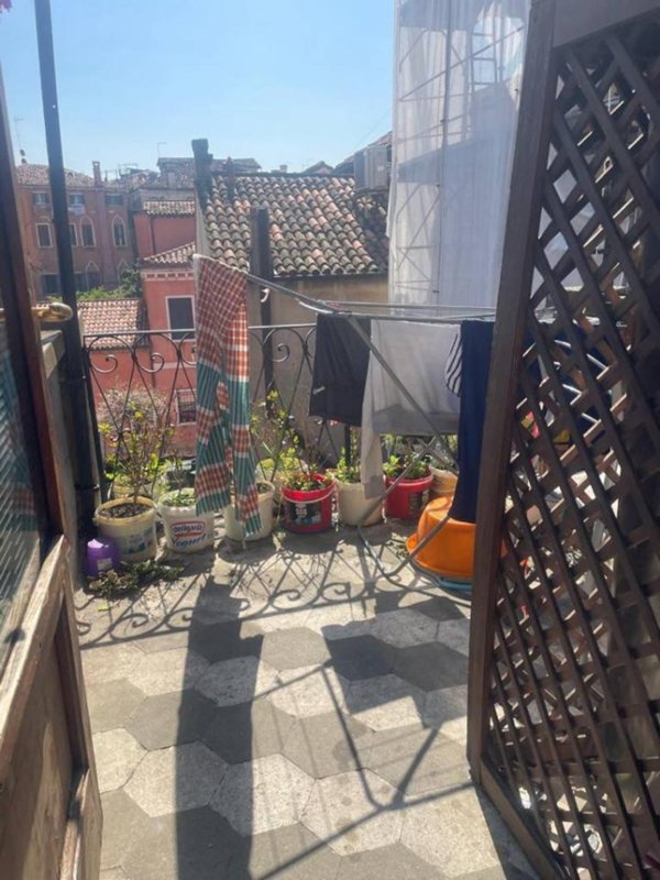 appartamento in vendita a Venezia in zona Sestiere Santa Croce