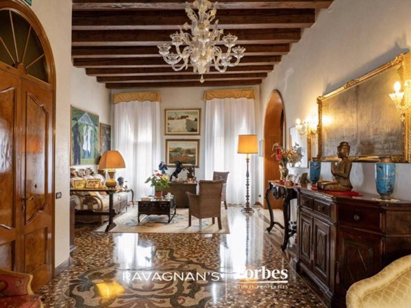 appartamento in vendita a Venezia in zona Sestiere Santa Croce