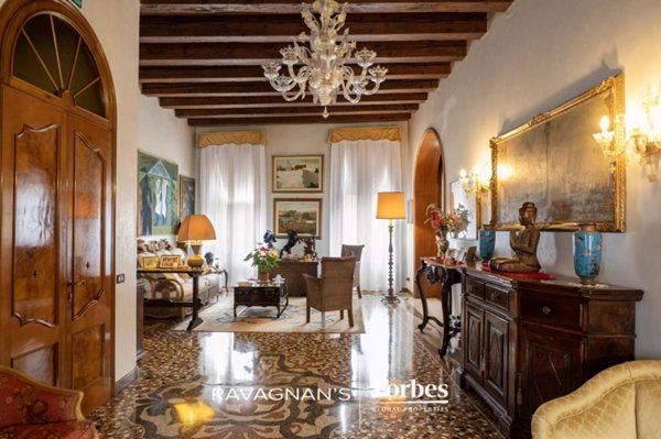 appartamento in vendita a Venezia in zona Sestiere Santa Croce