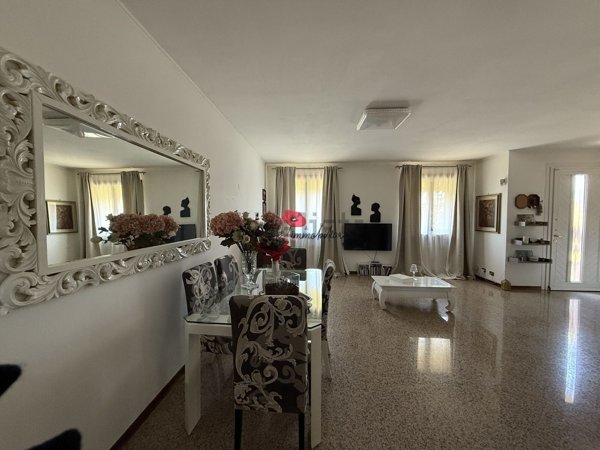 casa indipendente in vendita a Venezia in zona Trivignano
