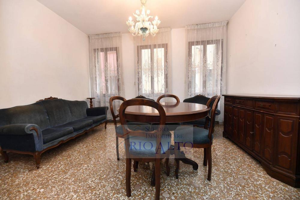 villa in vendita a Venezia in zona Sestiere Castello