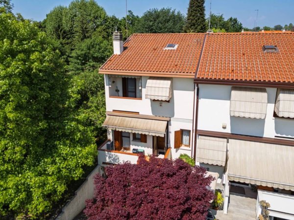 casa indipendente in vendita a Venezia in zona Zelarino