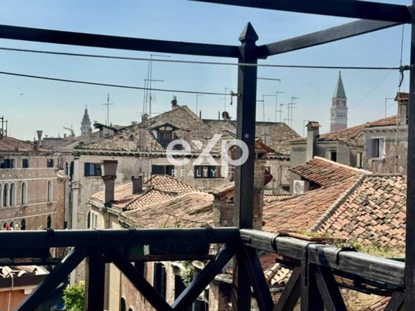 appartamento in vendita a Venezia in zona Sestiere Cannaregio