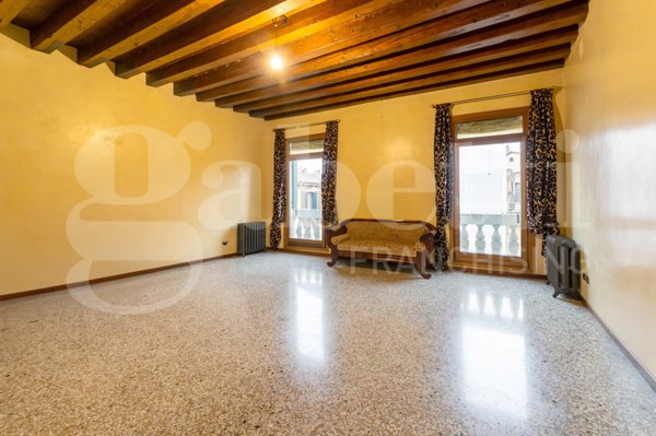 appartamento in vendita a Venezia in zona Sestiere Dorsoduro