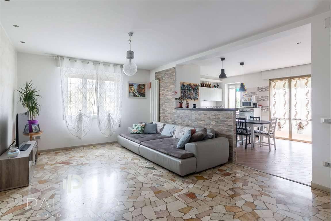 appartamento in vendita a Venezia in zona Mestre