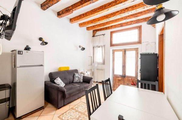 appartamento in vendita a Venezia in zona Sestiere Dorsoduro