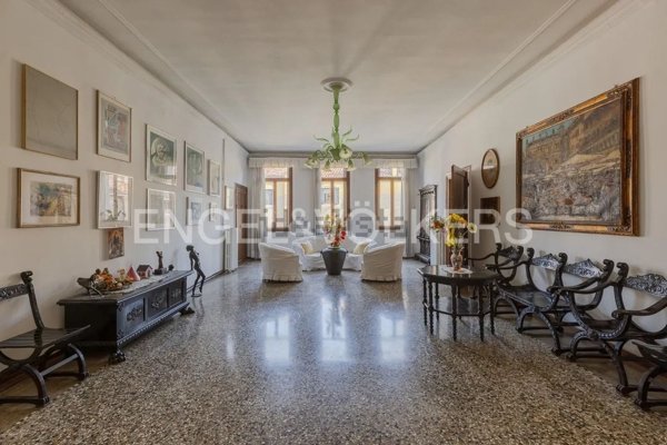 appartamento in vendita a Venezia in zona Sestiere San Marco