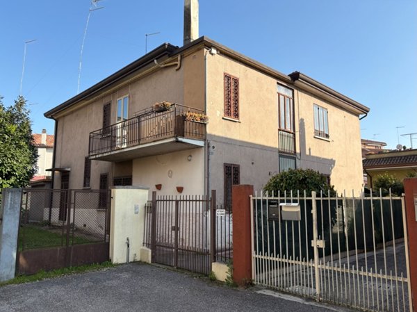 casa indipendente in vendita a Venezia in zona Carpenedo