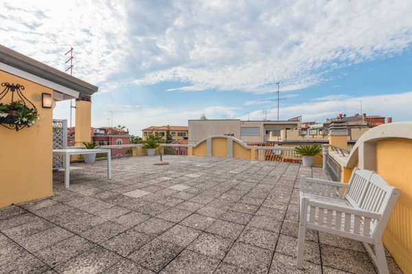 appartamento in vendita a Venezia in zona Lido di Venezia