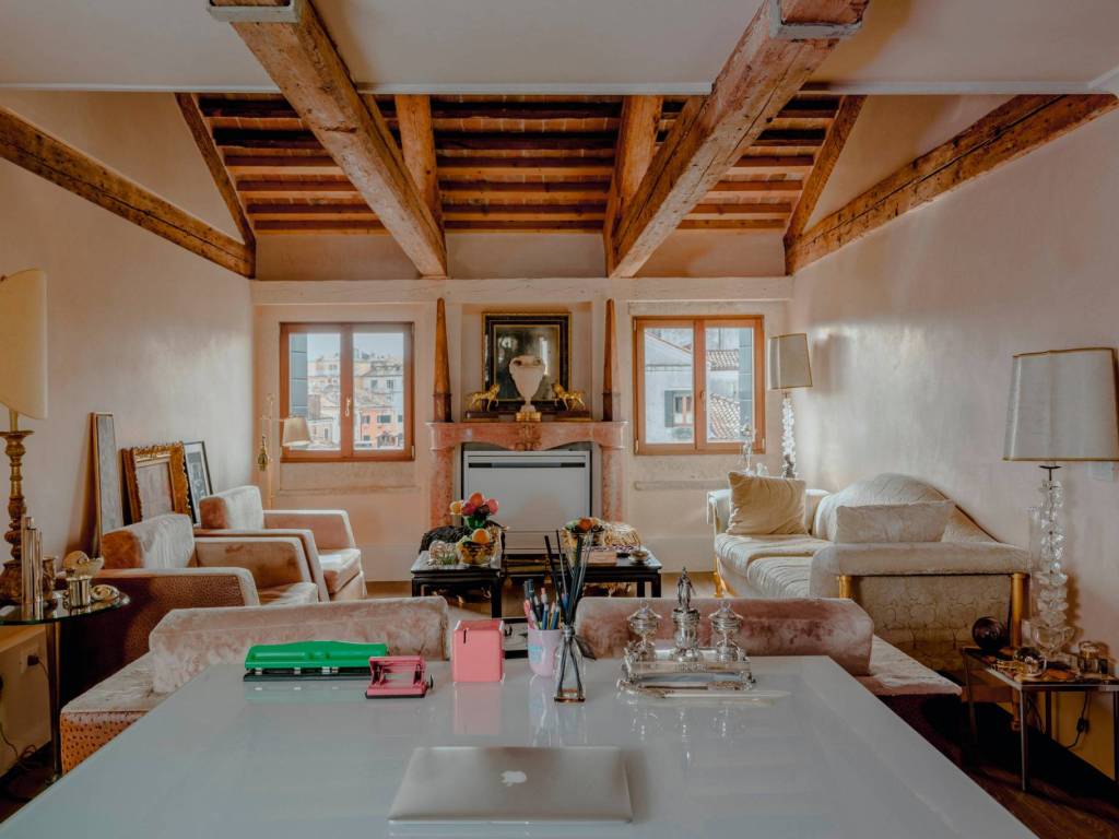 appartamento in vendita a Venezia in zona Sestiere Santa Croce