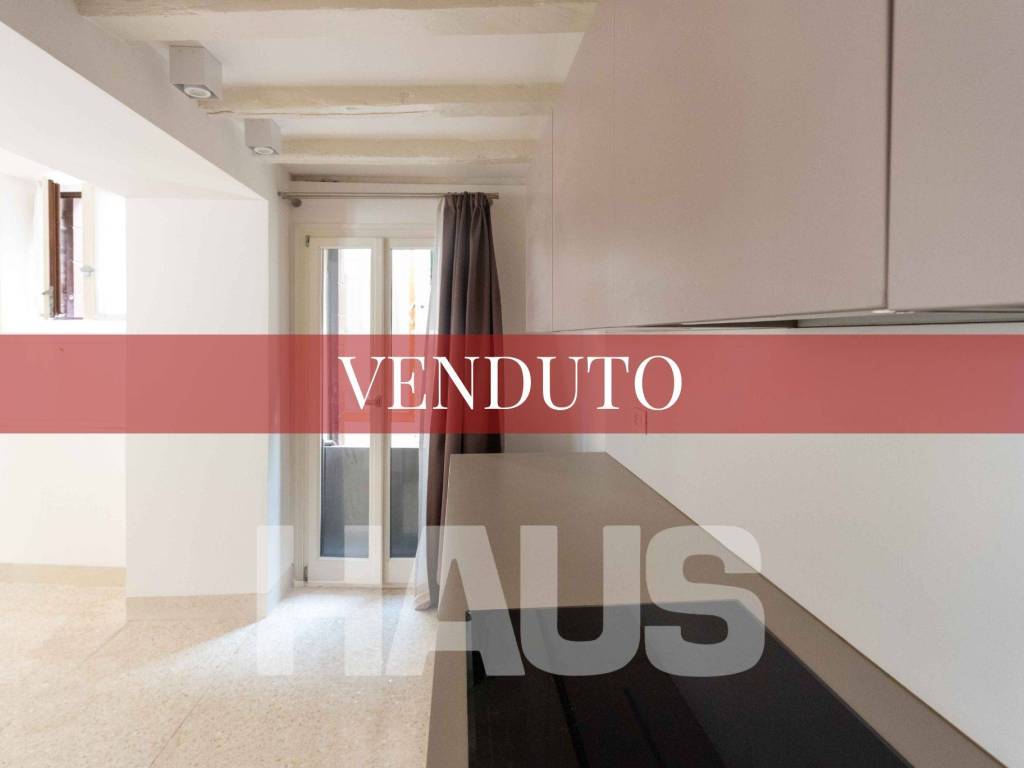 appartamento in vendita a Venezia in zona Sestiere Dorsoduro