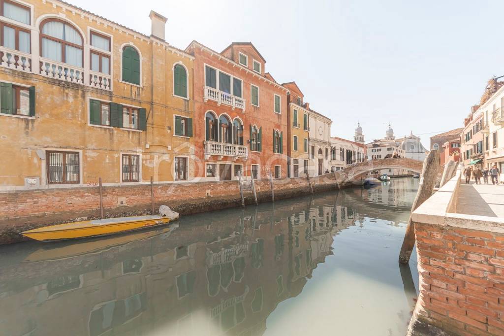 appartamento in vendita a Venezia in zona Sestiere Dorsoduro