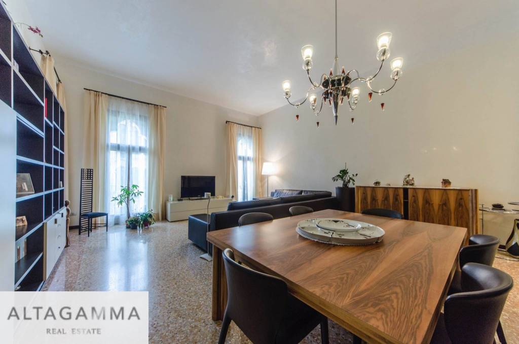 appartamento in vendita a Venezia in zona Sestiere Dorsoduro