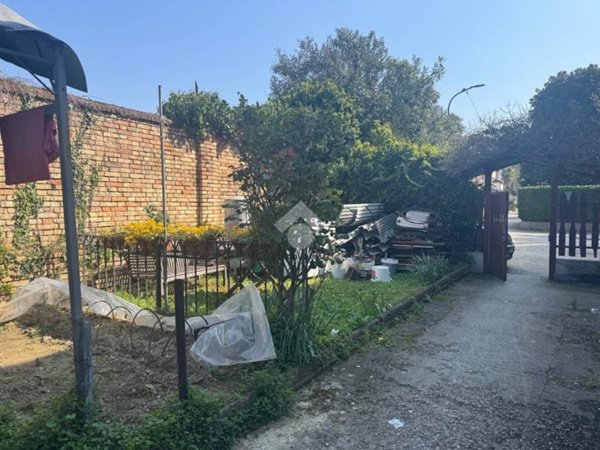 intera palazzina in vendita a Venezia in zona Marghera