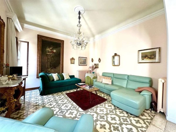 appartamento in vendita a Venezia in zona Murano