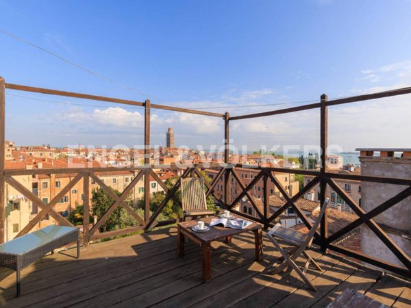 appartamento in vendita a Venezia in zona Sestiere Cannaregio