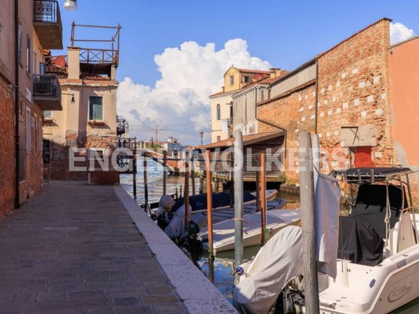 appartamento in vendita a Venezia in zona Giudecca