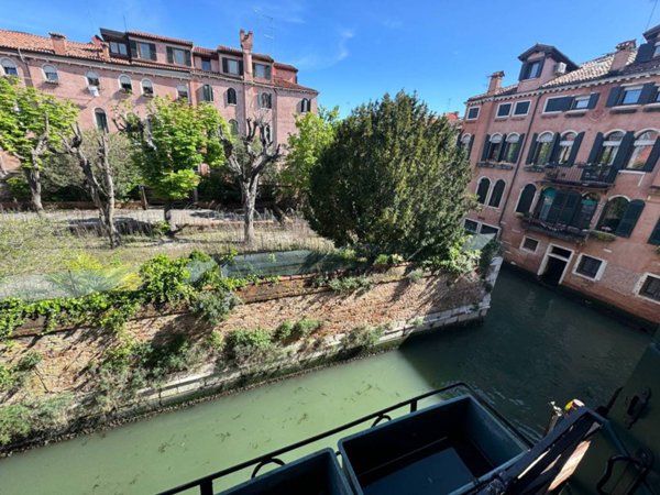 appartamento in vendita a Venezia in zona Sestiere Cannaregio