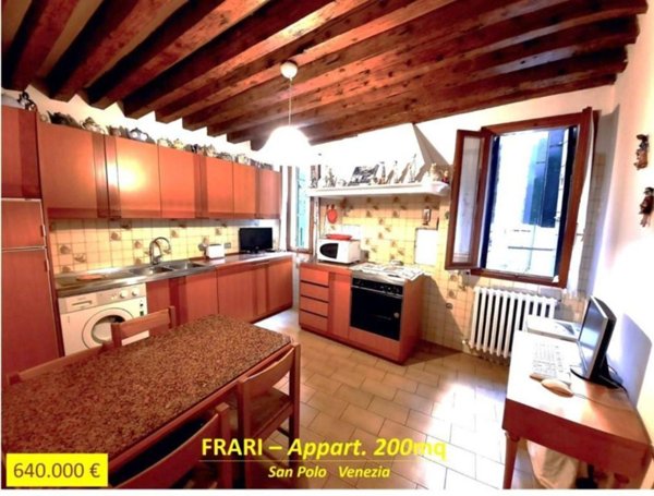 appartamento in vendita a Venezia in zona Sestiere San Polo
