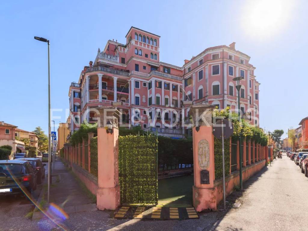 appartamento in vendita a Venezia in zona Lido di Venezia