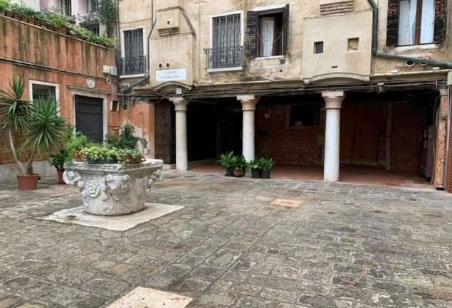 appartamento in vendita a Venezia in zona Sestiere San Polo