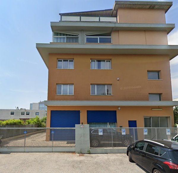 ufficio in vendita a Venezia in zona Mestre