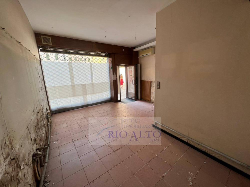 negozio in vendita a Venezia in zona Sestiere San Polo