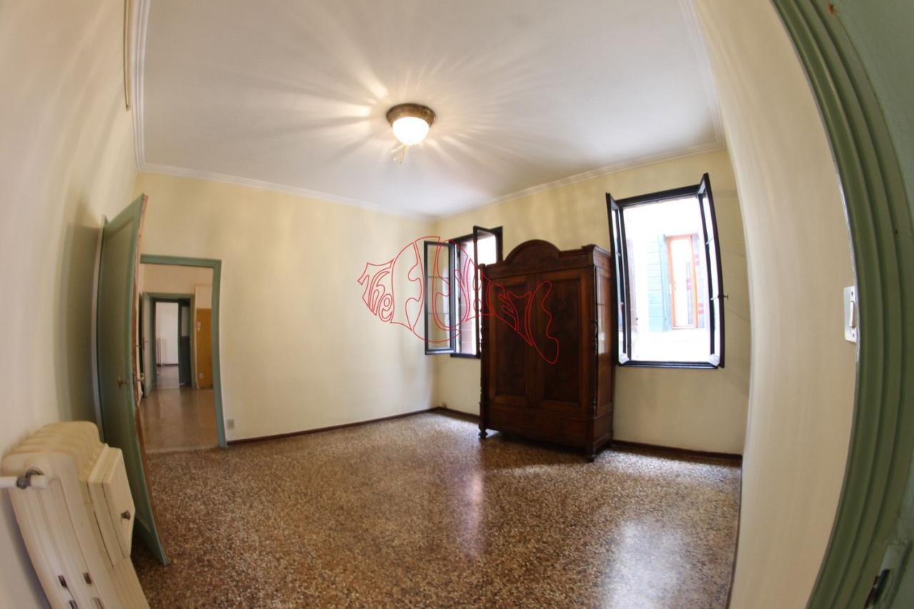 locale di sgombero in vendita a Venezia in zona Giudecca