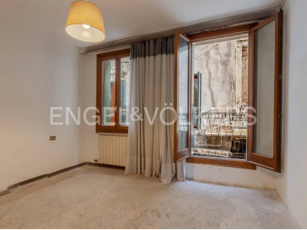 appartamento in vendita a Venezia in zona Sestiere San Polo