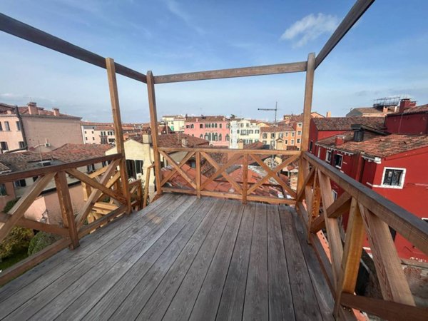 casa indipendente in vendita a Venezia in zona Sestiere Cannaregio