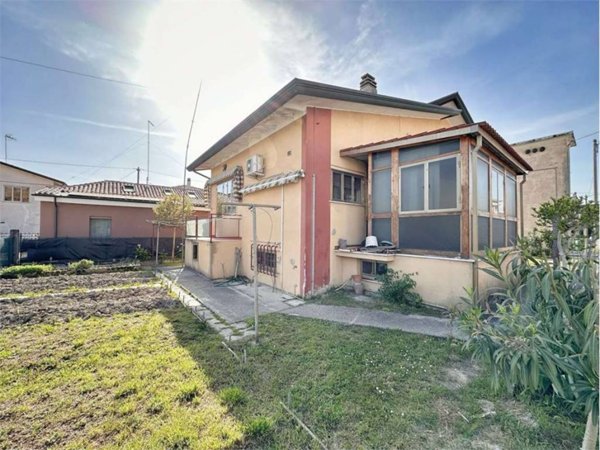 casa indipendente in vendita a Venezia in zona Favaro Veneto